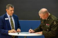 Career Ready, Combat Ready: Army Reserve, Boeing sign partnership at AUSA