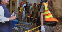 Pakistan school roof collapse kills 34 kids and teacher