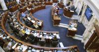 Little busca un tercer mandato mientras cinco contrincantes compiten por la gubernatura de Idaho