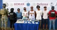 A suspicious exchange ends with five Cubans detained in Cancun