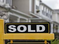 Home prices fall or remains mostly flat in most areas near Calgary