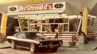 20 Old-School Photos of Fast-Food Restaurants