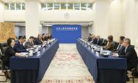 Chinese commerce minister meets Tim Cook; US executives' visits highlight confidence in Chinese market: expert