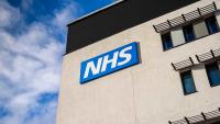 NHS bars trans women from female changing rooms