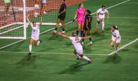 Texas women’s soccer wins against LSU in historic 4-goal performance 