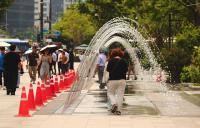 Seoul, South Korea, hits 86 degrees in October, breaking century-old record before plunge