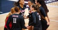 Nebraska Volleyball Cruises Past Northwestern in Straight Sets: #1 Nebraska 3 – Northwestern 0