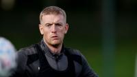 Jordan Pickford put on notice as Everton star told his spot is wanted - 'We're all men'