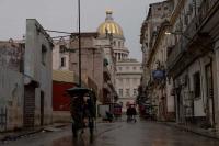 Fired Cuban docs return to Jamaica with private contracts, cutting Havana out of deals