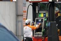 Gas prices tipped for P4.20/liter rollback