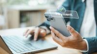 Smartphone users in Türkiye stick to 2 finance apps per month