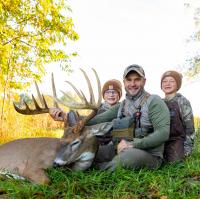 Ohio Bowhunter Arrows Giant 200-Class Whitetail with 15 Scorable Points
