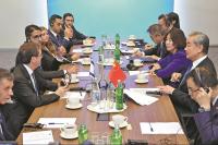 Dialogue key to stability in Middle East