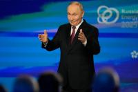 Azerbaijan Announces Plans to Buy Russian Gas Despite Western Sanctions