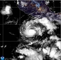 Hurricane Trudy lashes Mexico’s Pacific coast with heavy rain and strong winds