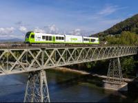 Stadler Rail builds world’s first narrow-gauge hydrogen train