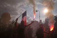 French violence emerges ahead of nationwide yellow vests and student protests