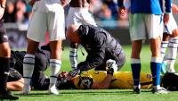 Xabi Alonso gives Emi Martinez update as Chelsea star rushed to hospital after Everton injury