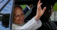 Pope leaves hospital four days after lung surgery