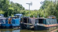 UK liveaboard says power cuts go unnoticed on their boat, but food prep lags