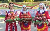 Tajikistan celebrates ancient Mehrgon Harvest Festival