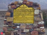 In 1897, gold discoveries helped establish Ballarat near Death Valley, and its population reached 400 by 1898; today, adobe ruins remain after the mining boom faded