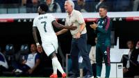 José praises Vini's Madrid grit: I'd have left