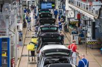 France and Germany Forge Pact to Shield Europe’s Auto Industry from China