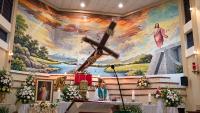 Tragedy As Giant Crucifix Falls On Priest During Mass In Ecuador