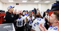 Kentucky Football moves up to No. 12 in AP Top 25 Poll