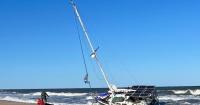 Sailboat runs aground near Herring Point, days after unrelated ship washes ashore