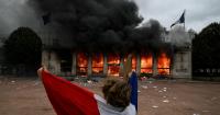 France struggles to contain fallout from nationwide protests