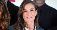 Queen Letizia Traded Royal Heels for Chic Flats — Get the Look for $38