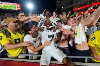 Oregon leading WR Evan Stewart facing DUII charge