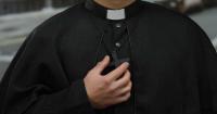 Catholics in Ecuador mourn death of priest struck by falling crucifix during Mass