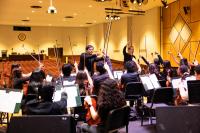 Orchestra students learn from the greats at Glen Cove High School