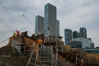 Investors buying unsold Toronto condos at 40% discount to original selling price, report finds