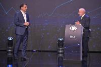 Brazil elections: Lula da Silva and Flávio Bolsonaro face off in debate