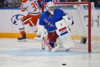 Rangers put last year's home woes behind them by winning their first six at MSG this season