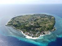 Pamilacan Island’s Uneven Transition from Marine Wildlife Hunting to Ecotourism