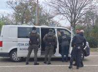 Two Ukrainian border guards detained after illegally crossing Moldova’s border near Vasilcău