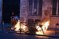 Paris police set curfew to prevent more riots