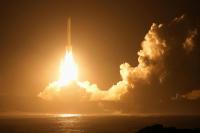 Japan Launches Mars Moon Probe in First Bid to Bring Back Samples