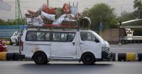 More than 250,000 displaced within Yemen since fighting flared, says UN