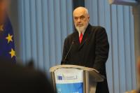 Rama condemns violence at protests: Hybrid war against Albania