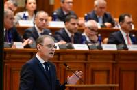 Romanian Parliament approves pro-EU govt after months of deadlock