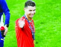 Ronaldo suspended for 30 days and fined for walking out on the Portugal camp