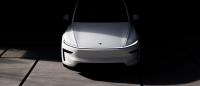 Tesla Owners in China Will Soon Pay for Parking Right From the Car Screen, Thanks to Alipay
