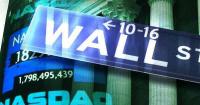 Wall Street diverges Tuesday, industrials advance, techs slip