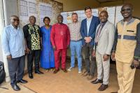Allies in Africa: Team Turns to Traditional Medicine in Hunt for Pain Remedies